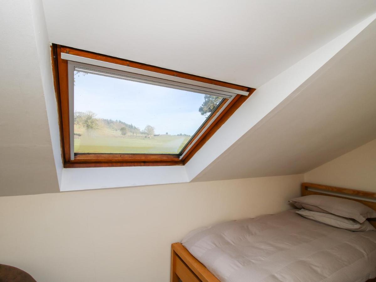 Bicton Lea Villa Acton  Exteriör bild