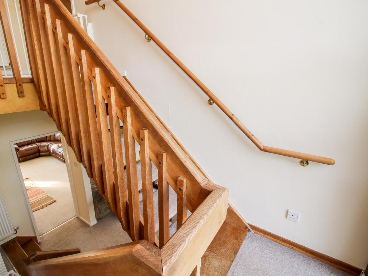 Bicton Lea Villa Acton  Exteriör bild